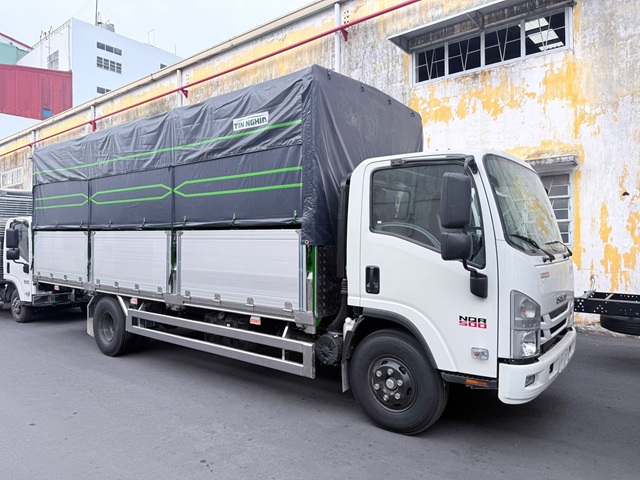 Isuzu NQR 500 / Isuzu NQR 550 (Tải trọng 5 Tấn – 5.5 Tấn)