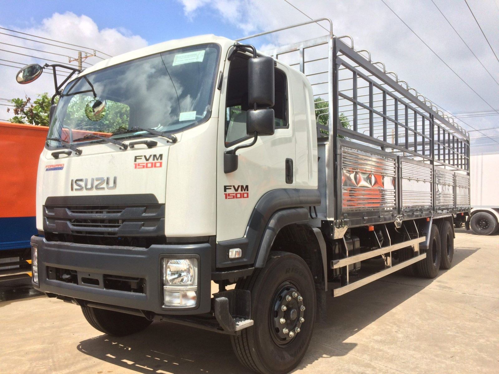 Xe tải Isuzu FVM1500 tải trọng 15 tấn|FVM34W tải trọng 15T|